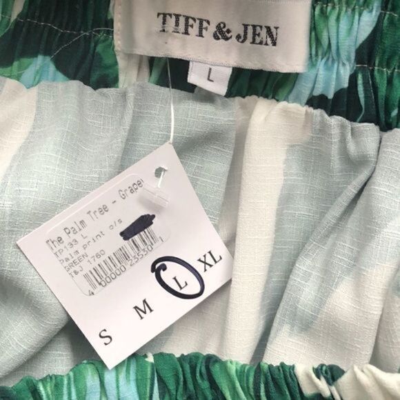 Tiff & Jen Tropical Palm Off Shoulder Top - Picture 7 of 9